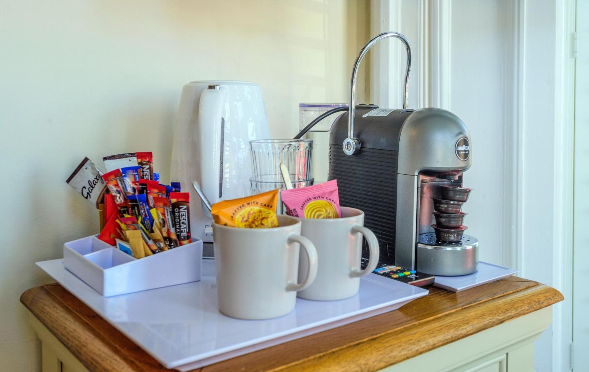 Hillcrest Whitby Bed & Breakfast Екстериор снимка