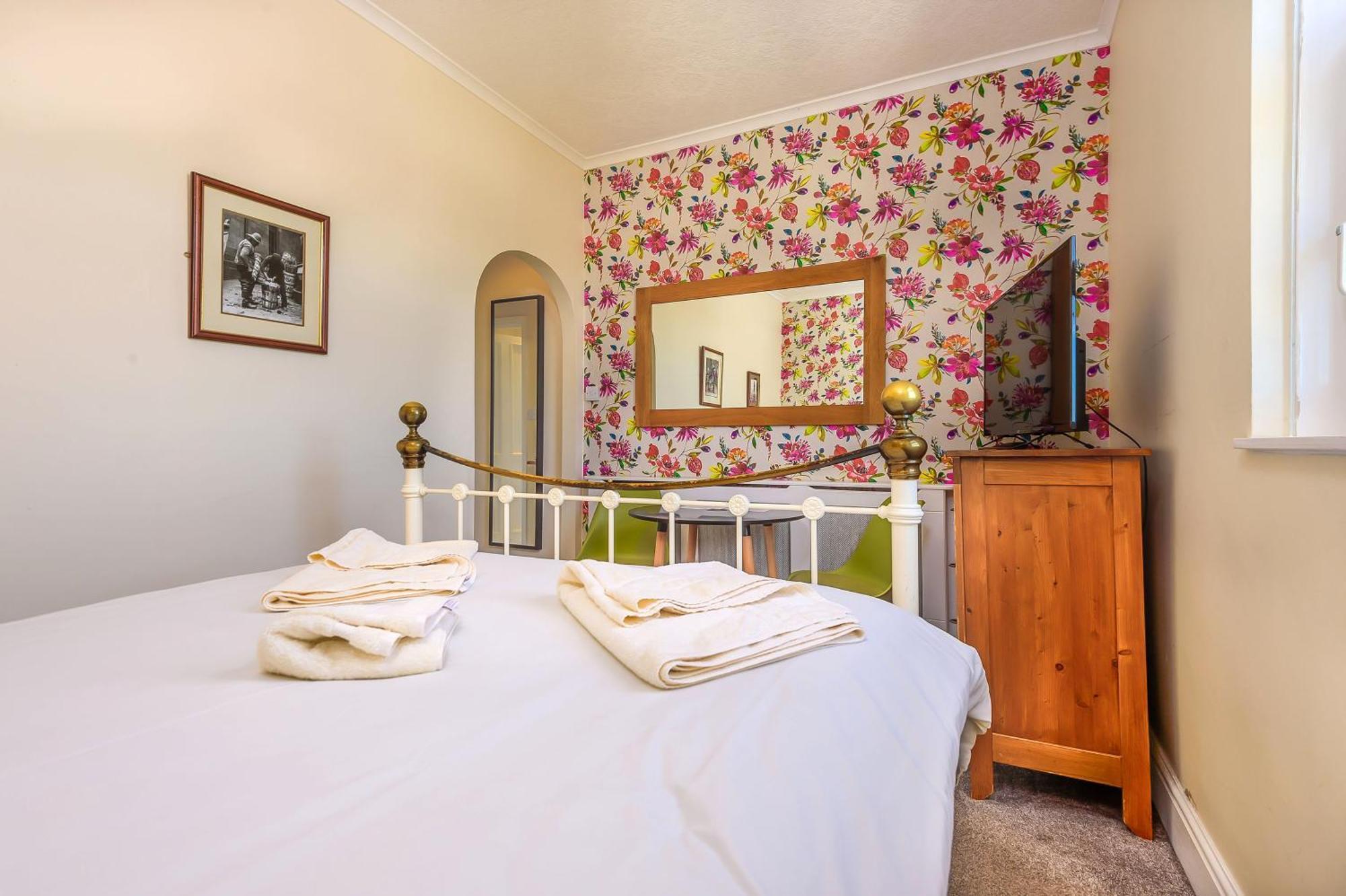Hillcrest Whitby Bed & Breakfast Екстериор снимка